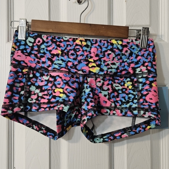 Fleo Pants - NWT FLEO Miami Leopard Shorts